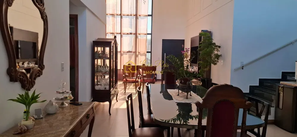 Casa, 4 quartos, 250 m² - Foto 24