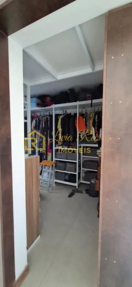Casa, 4 quartos, 250 m² - Foto 11