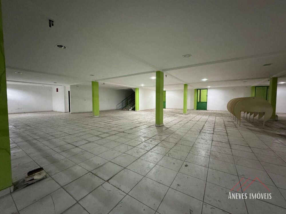 Prédio Inteiro para alugar, 2000m² - Foto 12