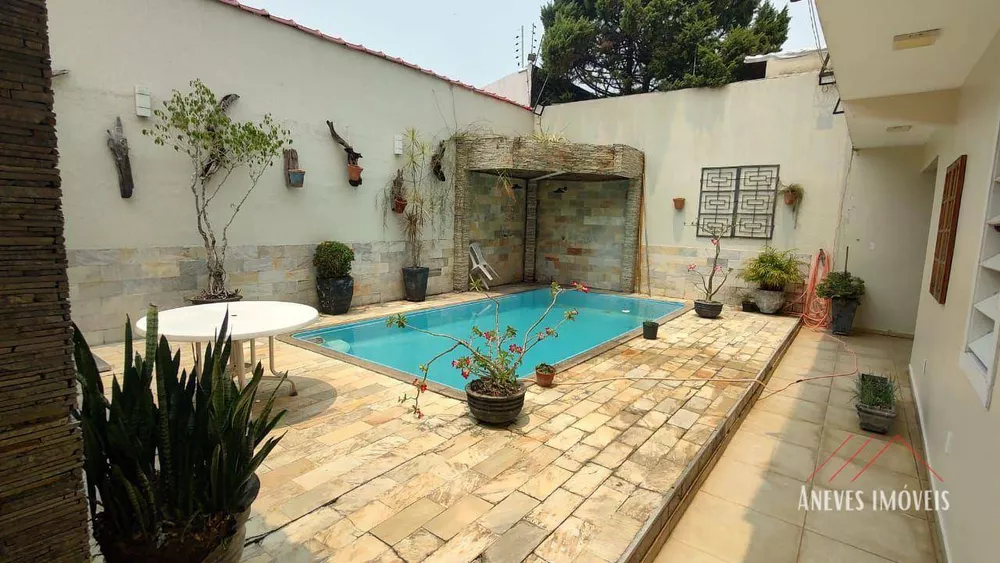 Casa, 3 quartos, 300 m² - Foto 4