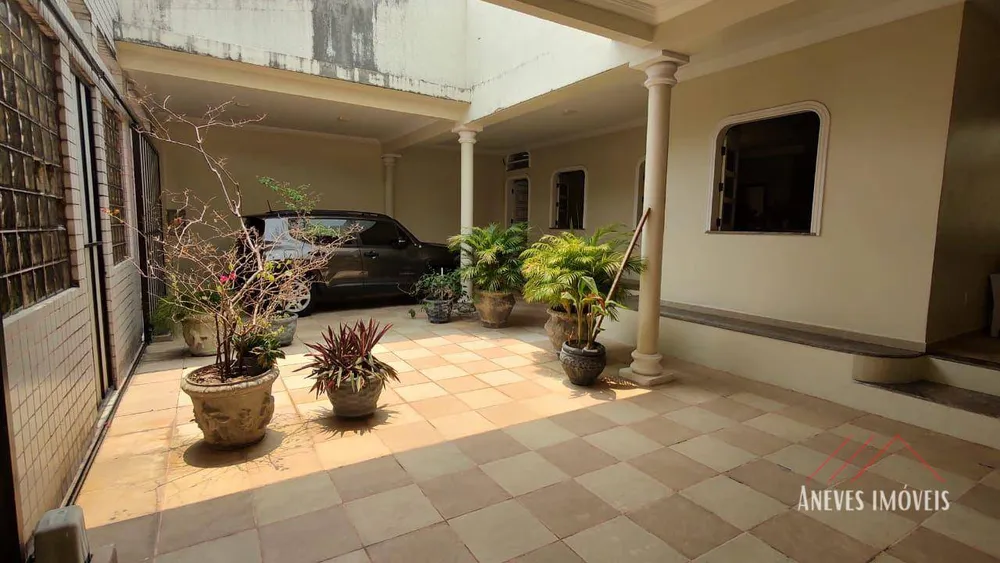 Casa, 3 quartos, 300 m² - Foto 1