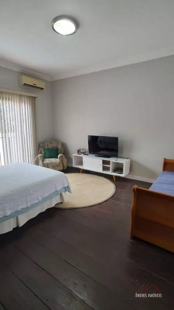 Casa, 3 quartos, 300 m² - Foto 2