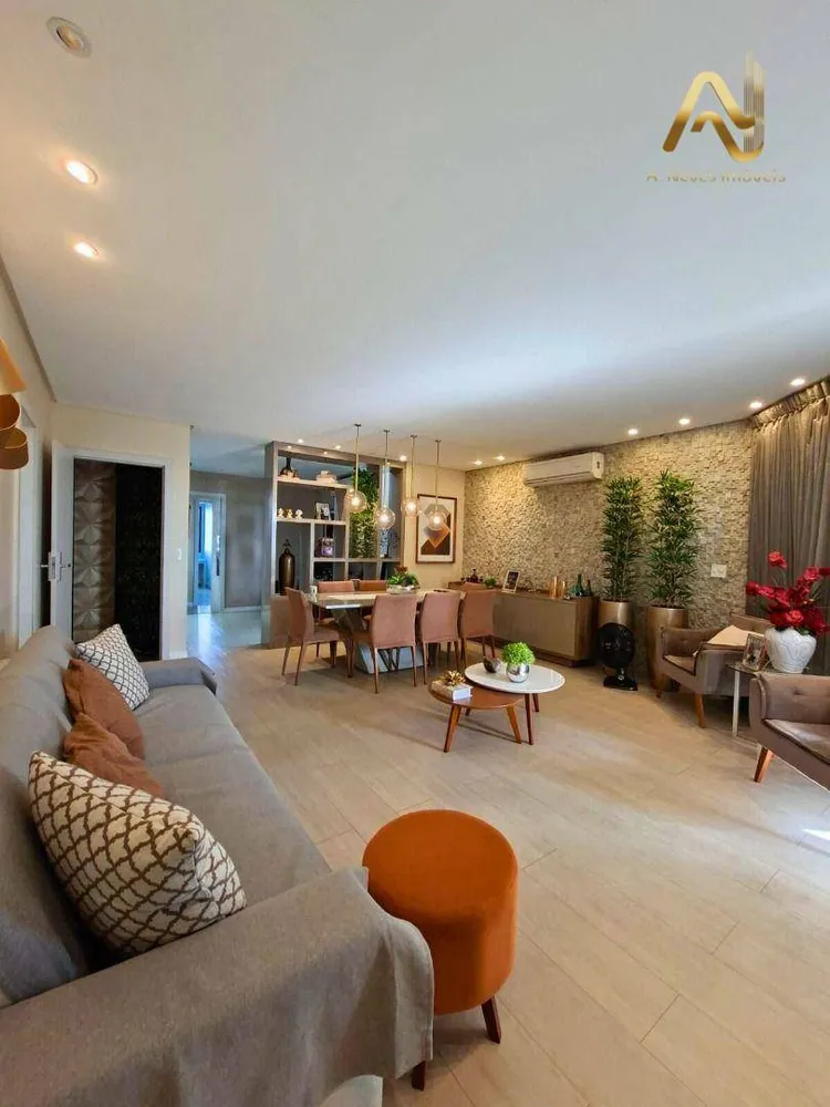 Apartamento, 4 quartos, 200 m² - Foto 1