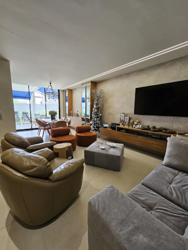 Casa, 3 quartos, 260 m² - Foto 1