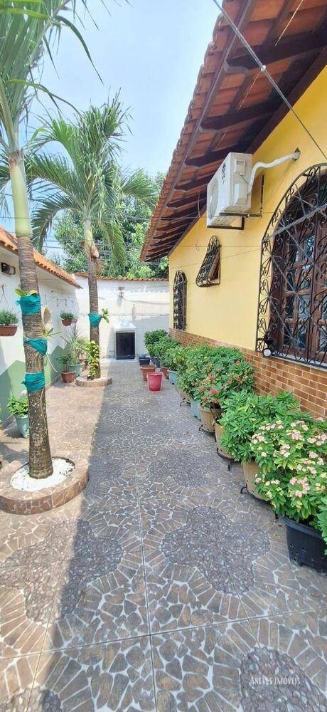 Casa, 3 quartos, 250 m² - Foto 1