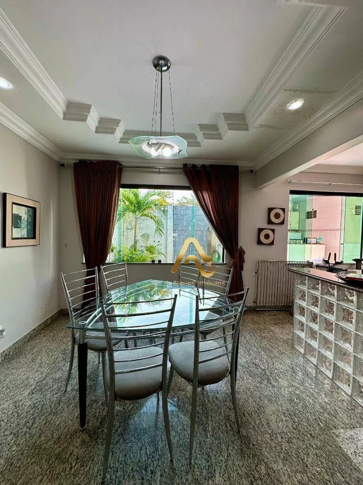 Casa, 4 quartos, 200 m² - Foto 1