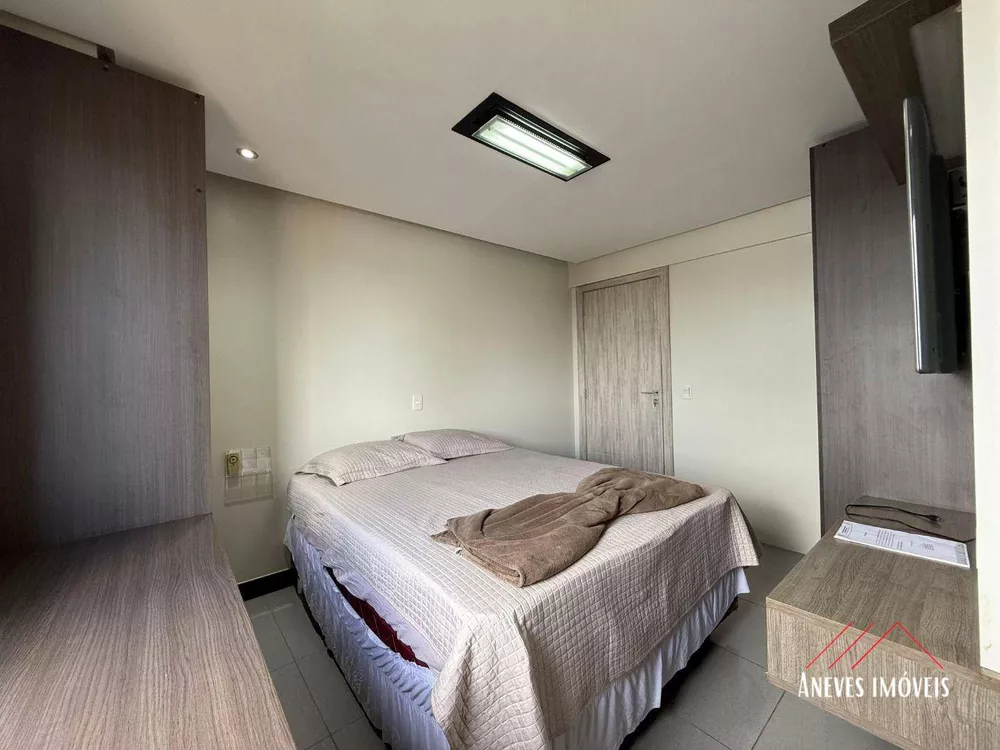 Apartamento, 3 quartos, 221 m² - Foto 2