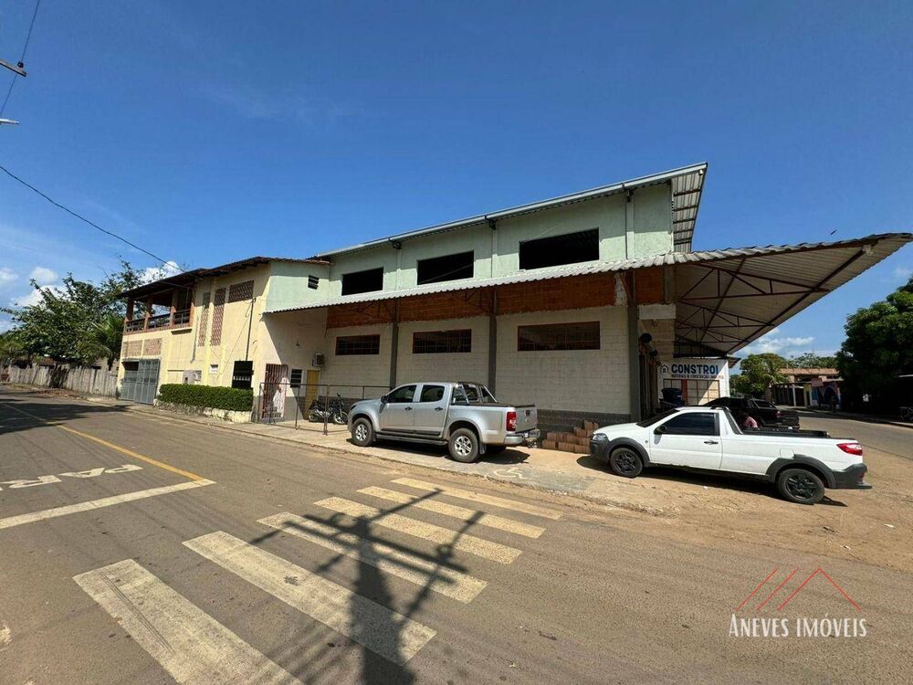 Casa, 3 quartos, 1274 m² - Foto 1
