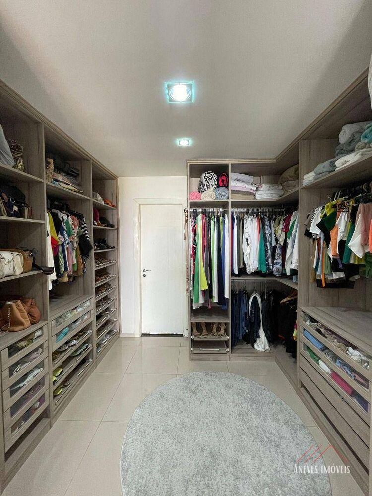 Casa de Condomínio à venda com 3 quartos, 215m² - Foto 9