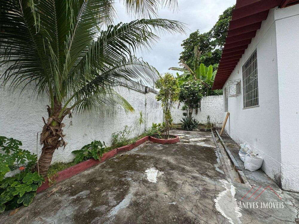 Casa para alugar com 3 quartos, 200m² - Foto 3