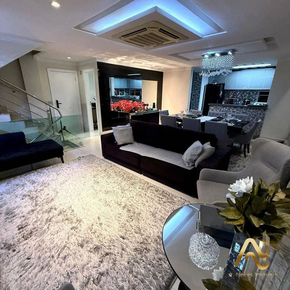 Apartamento, 3 quartos, 197 m² - Foto 1