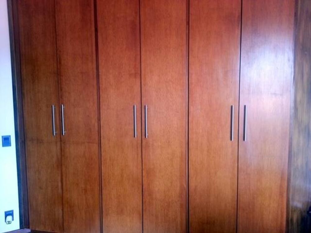 Casa à venda com 3 quartos, 320m² - Foto 1