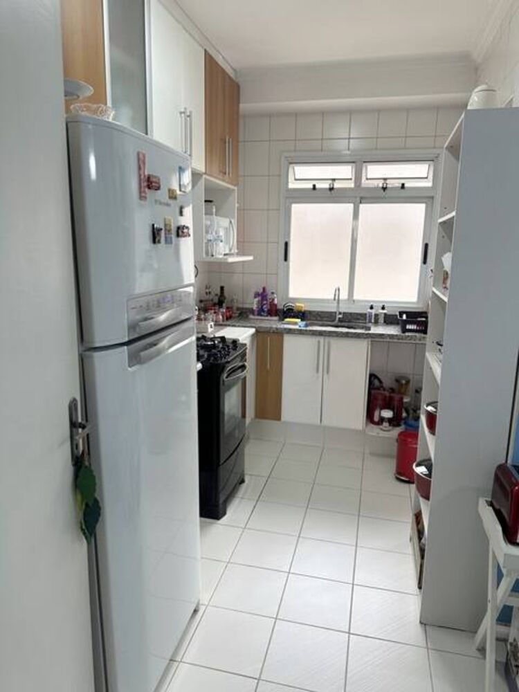 Apartamento à venda com 3 quartos, 85m² - Foto 2