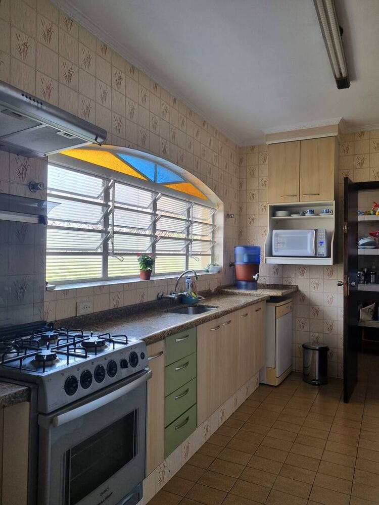 Casa, 3 quartos, 290 m² - Foto 3