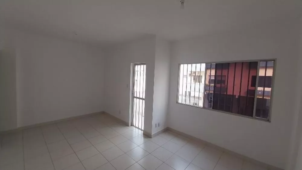 Apartamento para alugar com 3 quartos, 78m² - Foto 3