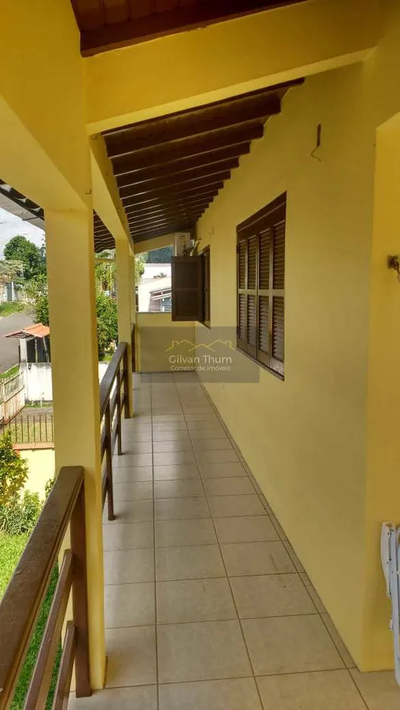 Casa, 4 quartos, 230 m² - Foto 2