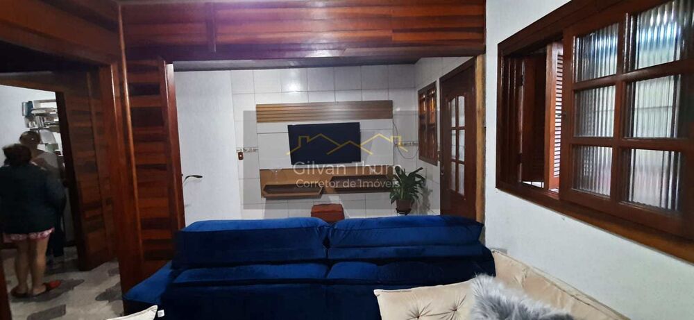 Casa à venda com 2 quartos, 130m² - Foto 1