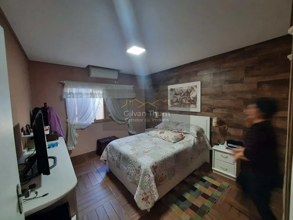 Casa, 3 quartos, 200 m² - Foto 2
