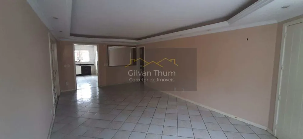 Casa, 3 quartos, 168 m² - Foto 2