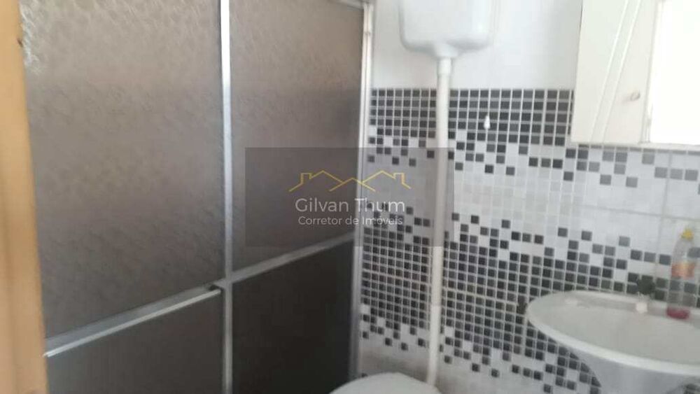 Casa de Condomínio à venda com 1 quarto, 250m² - Foto 3
