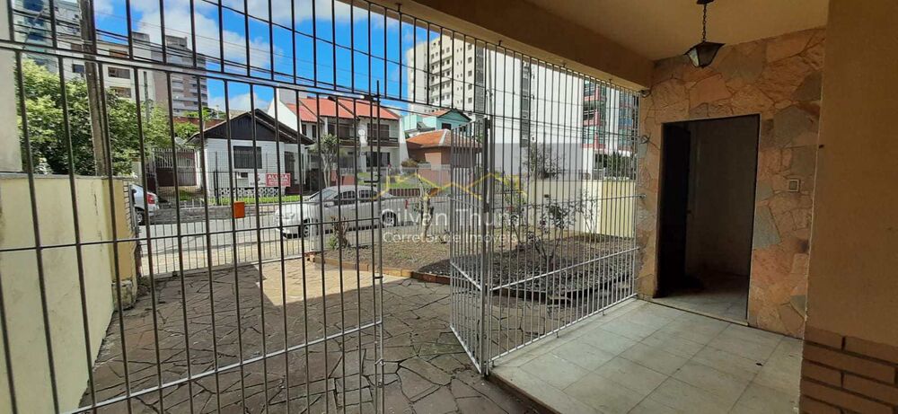 Casa à venda com 3 quartos, 170m² - Foto 4