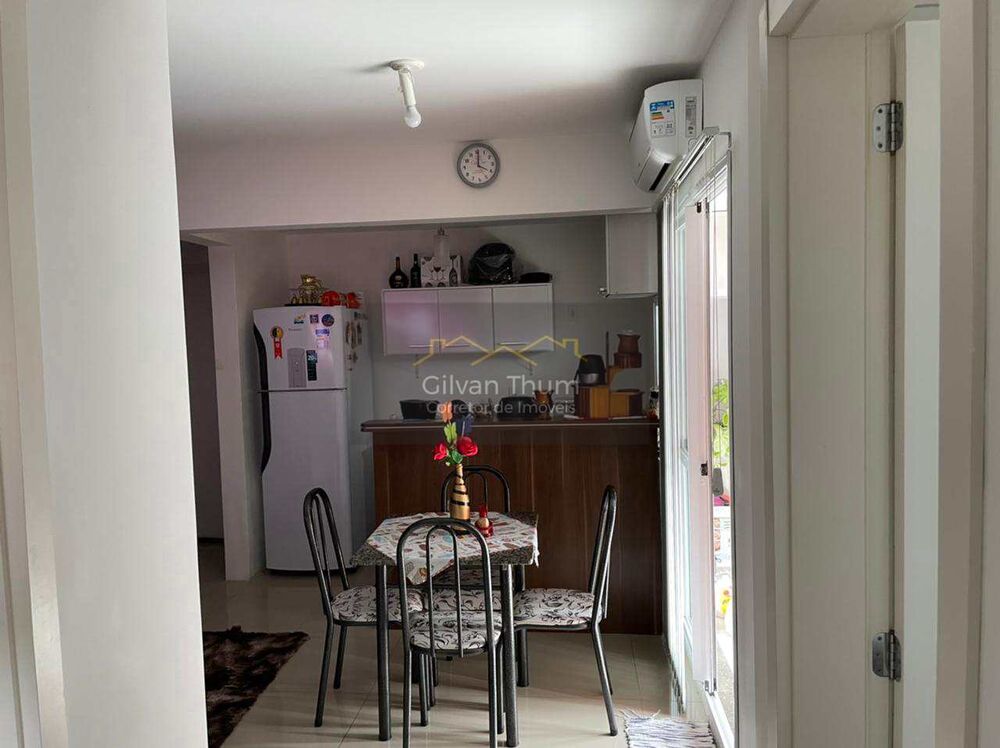 Apartamento à venda com 2 quartos, 45m² - Foto 1