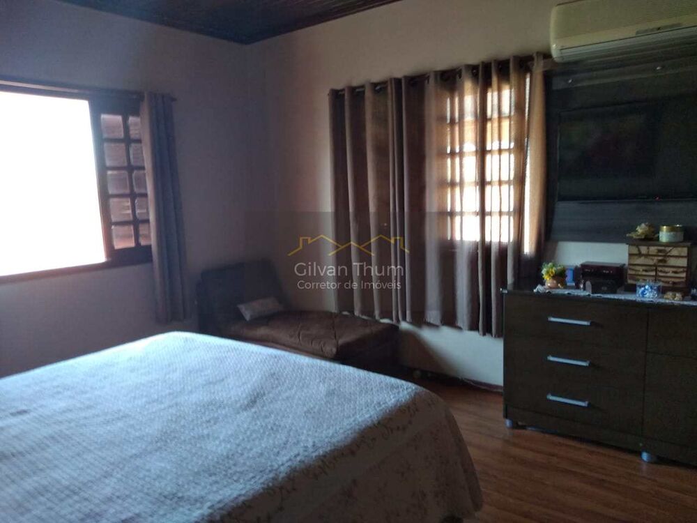 Casa à venda com 2 quartos, 140m² - Foto 10