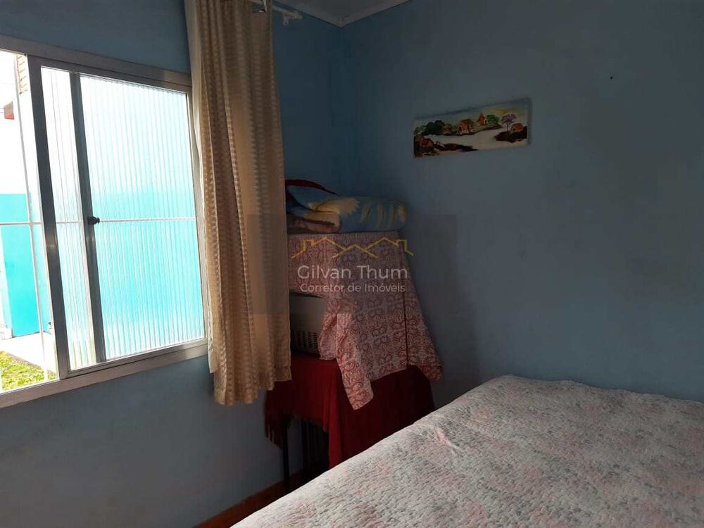 Casa à venda com 3 quartos, 150m² - Foto 2