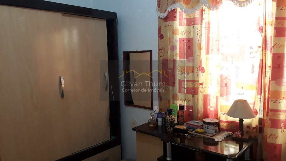 Casa à venda com 2 quartos, 110m² - Foto 2