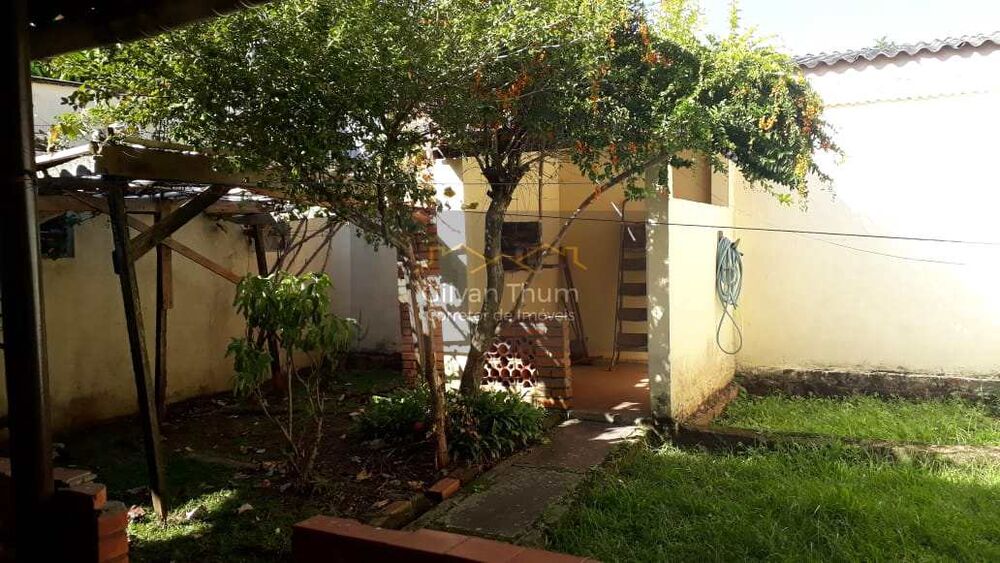 Casa à venda com 2 quartos, 110m² - Foto 9