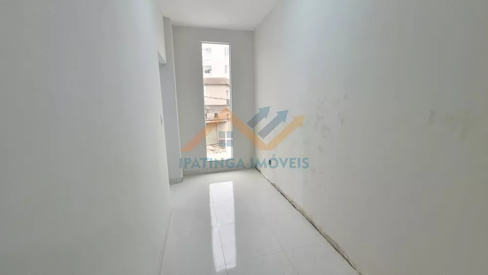 Casa à venda com 3 quartos, 330m² - Foto 15