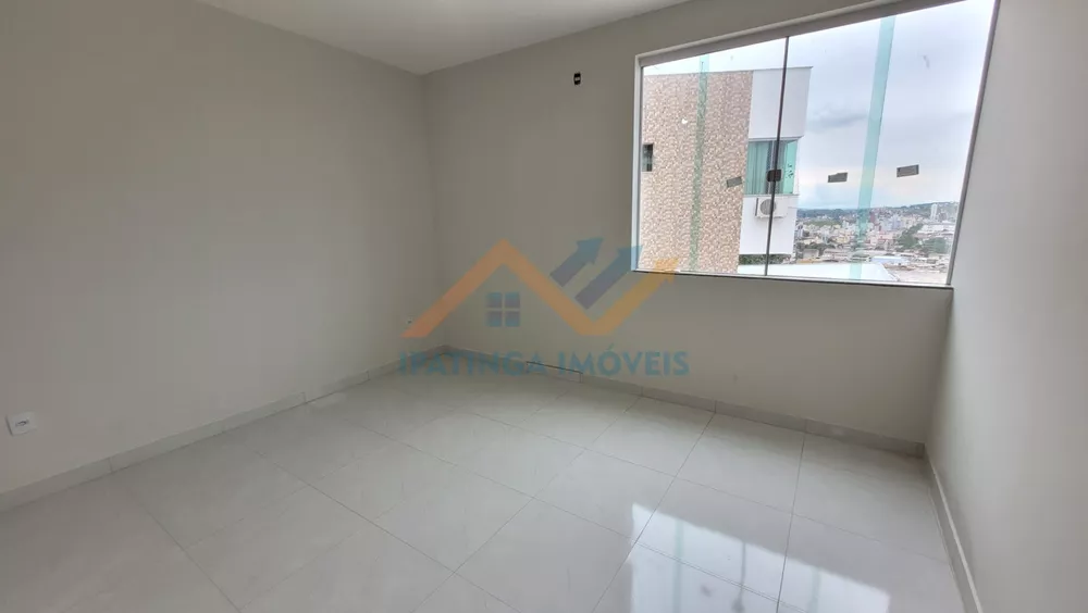 Casa à venda com 3 quartos, 330m² - Foto 12