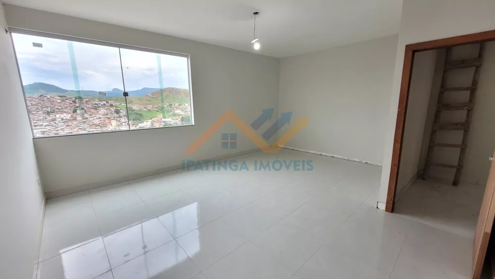 Casa à venda com 3 quartos, 330m² - Foto 10