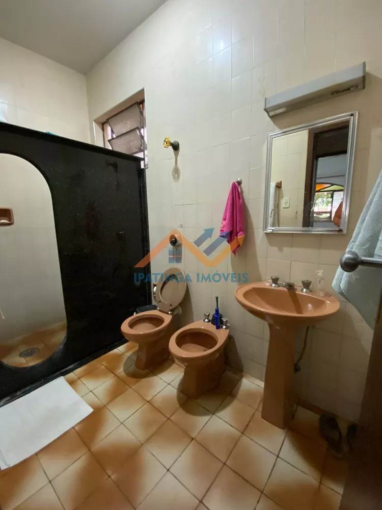 Casa, 4 quartos, 240 m² - Foto 2