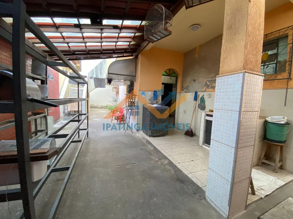Casa, 4 quartos, 240 m² - Foto 11