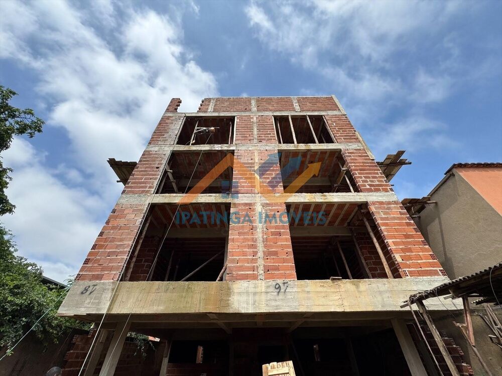 Apartamento à venda com 3 quartos, 100m² - Foto 1