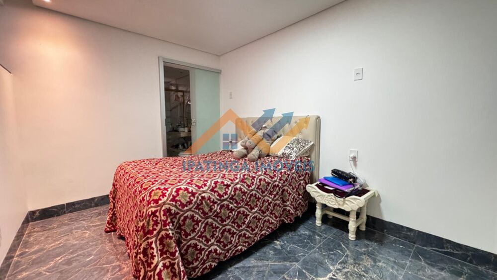 Casa, 3 quartos, 210 m² - Foto 1