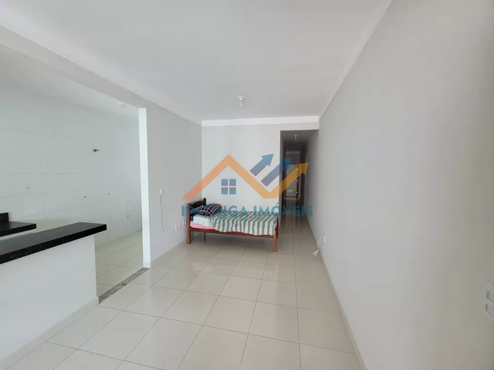 Casa à venda com 3 quartos, 71m² - Foto 5