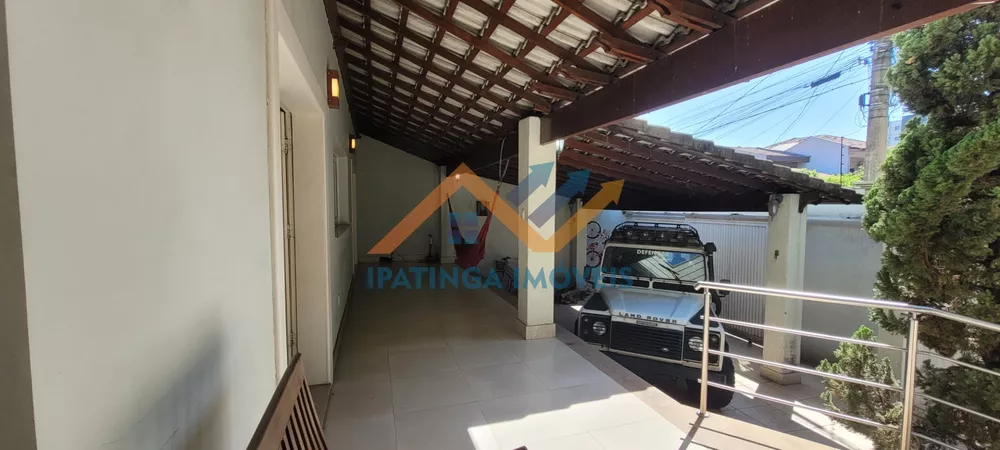 Casa, 4 quartos, 378 m² - Foto 1