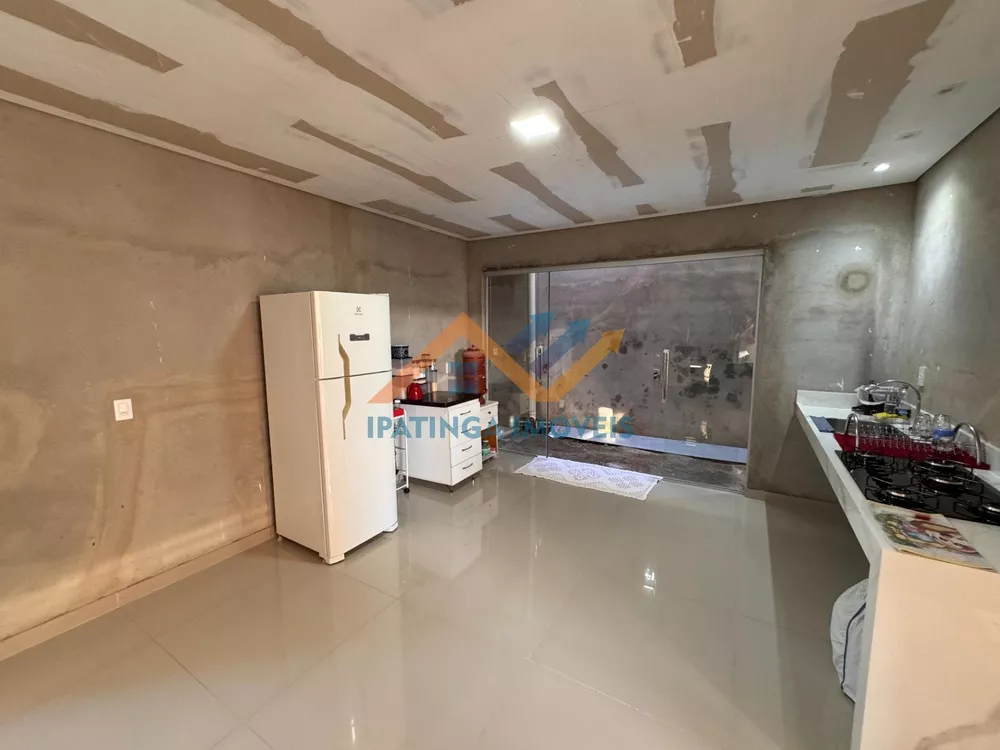 Casa, 3 quartos, 250 m² - Foto 1