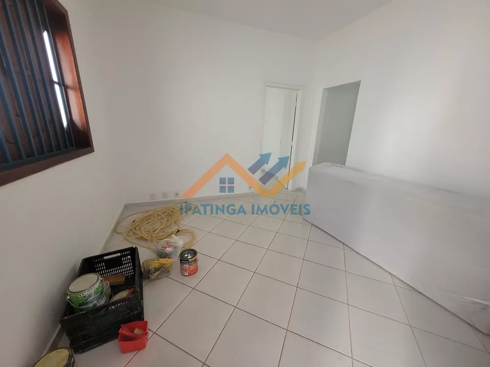 Casa à venda com 3 quartos, 170m² - Foto 4