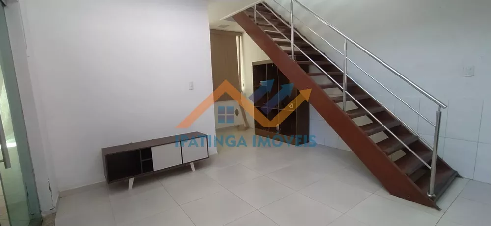 Casa à venda com 3 quartos, 200m² - Foto 4