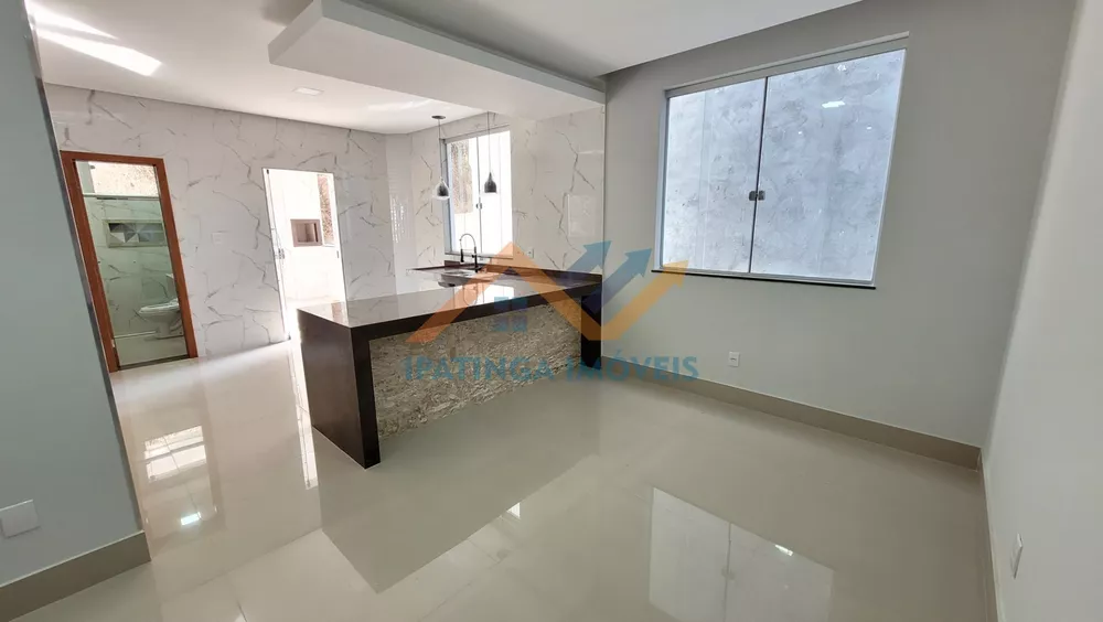 Apartamento à venda com 2 quartos, 74m² - Foto 1