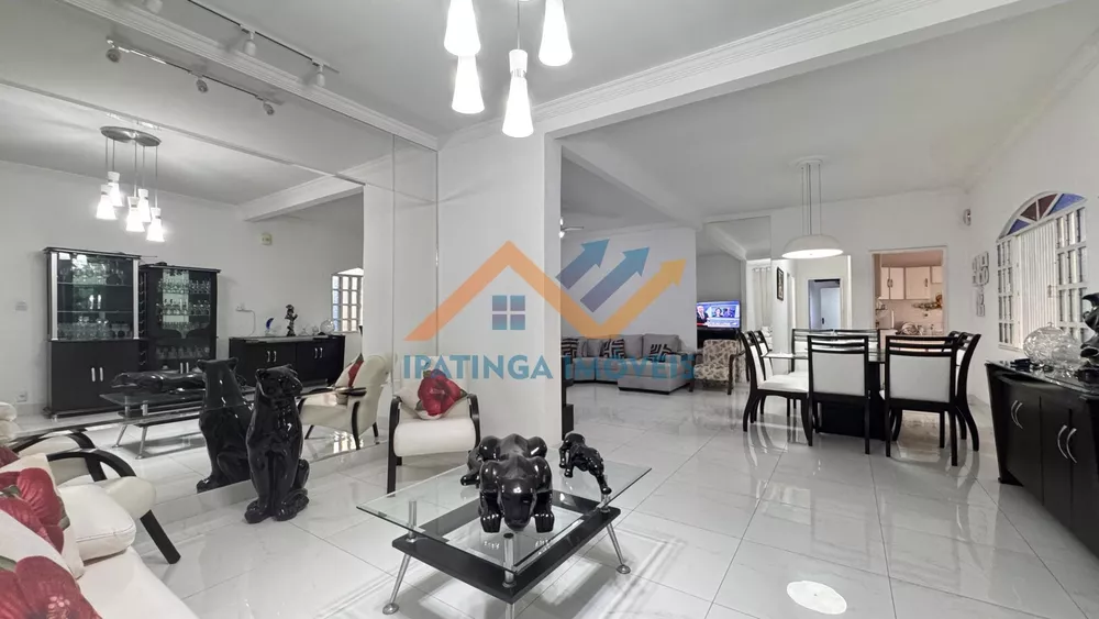 Casa, 3 quartos, 276 m² - Foto 3
