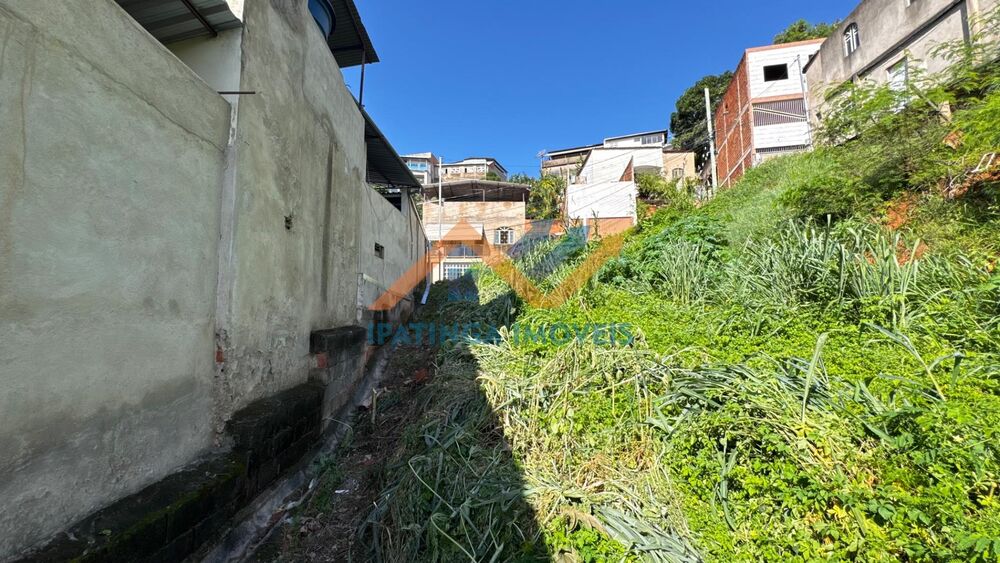 Terreno à venda, 200m² - Foto 1