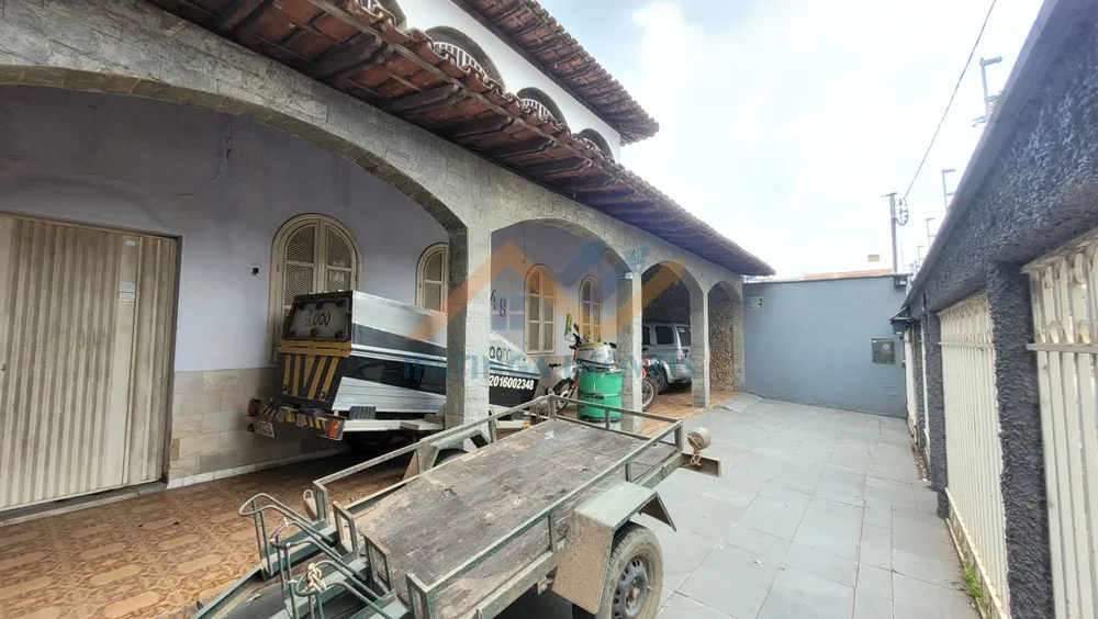 Casa, 6 quartos, 243 m² - Foto 3