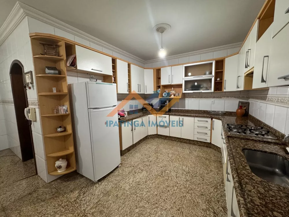 Casa, 4 quartos, 481 m² - Foto 1