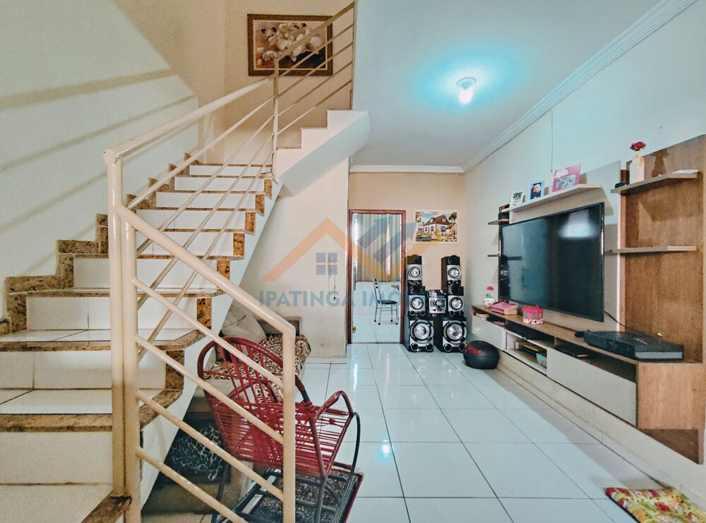 Casa, 2 quartos, 82 m² - Foto 1