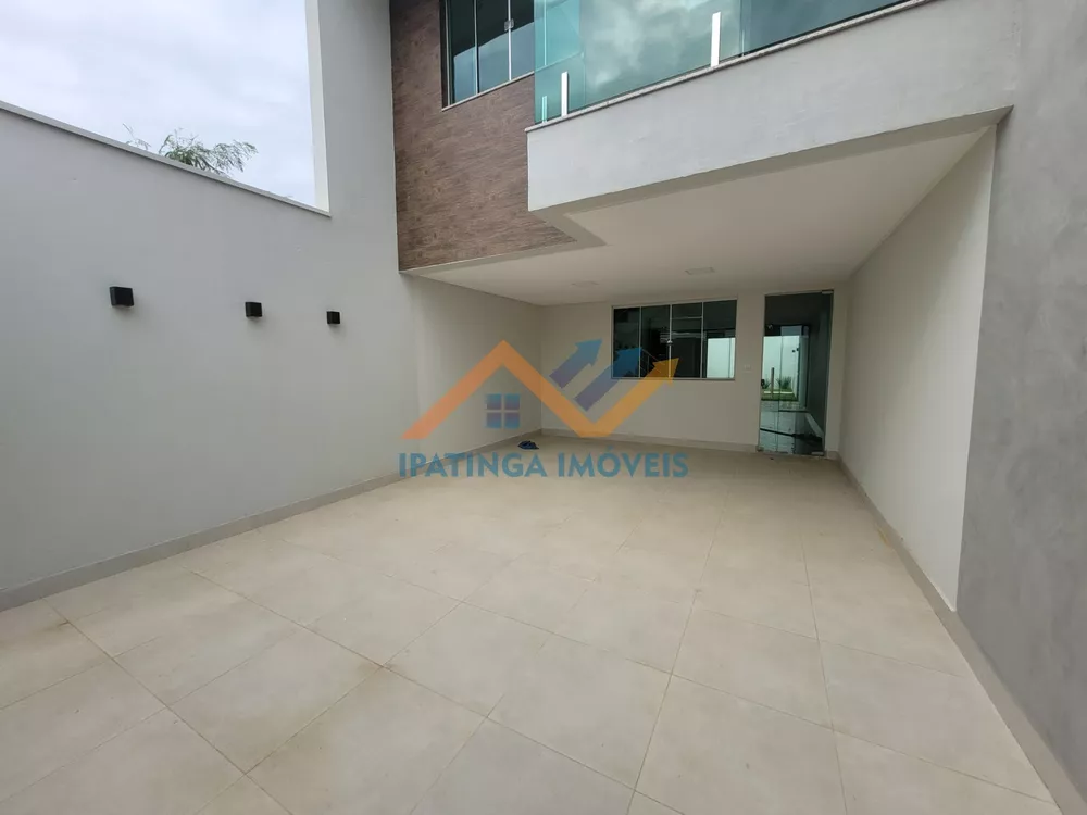 Casa à venda com 3 quartos, 125m² - Foto 2