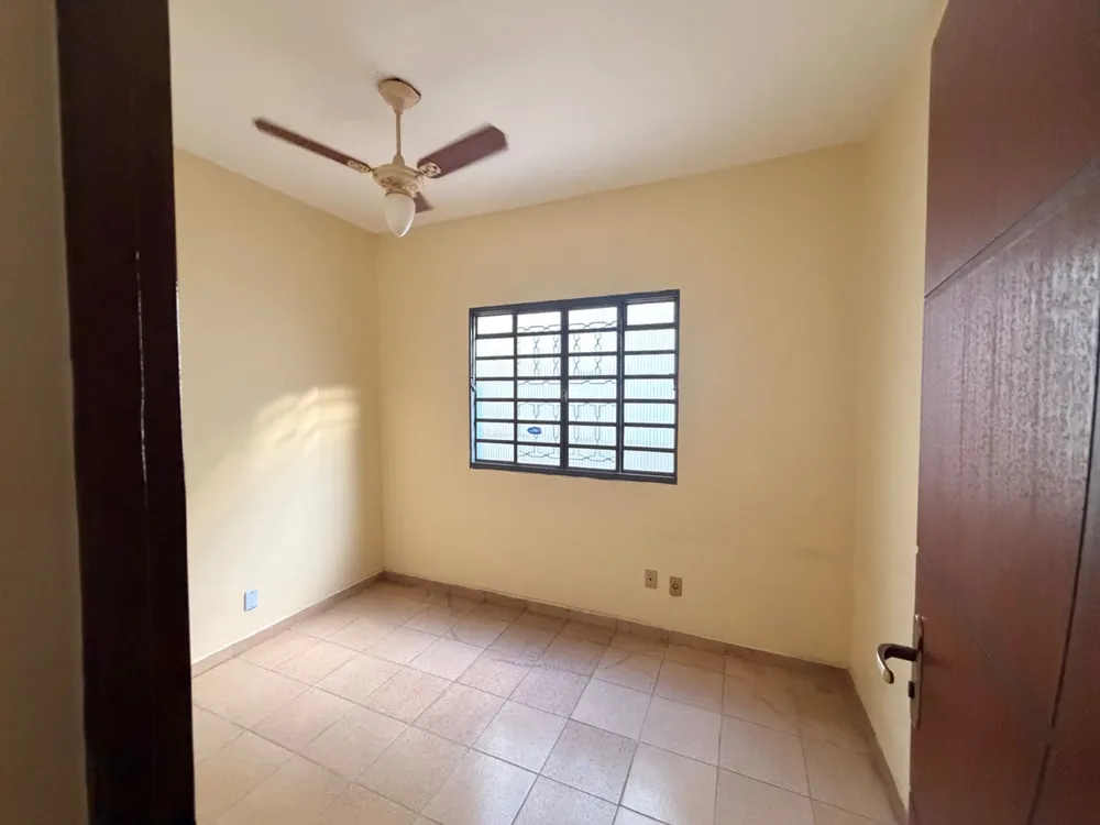 Casa, 6 quartos, 300 m² - Foto 5